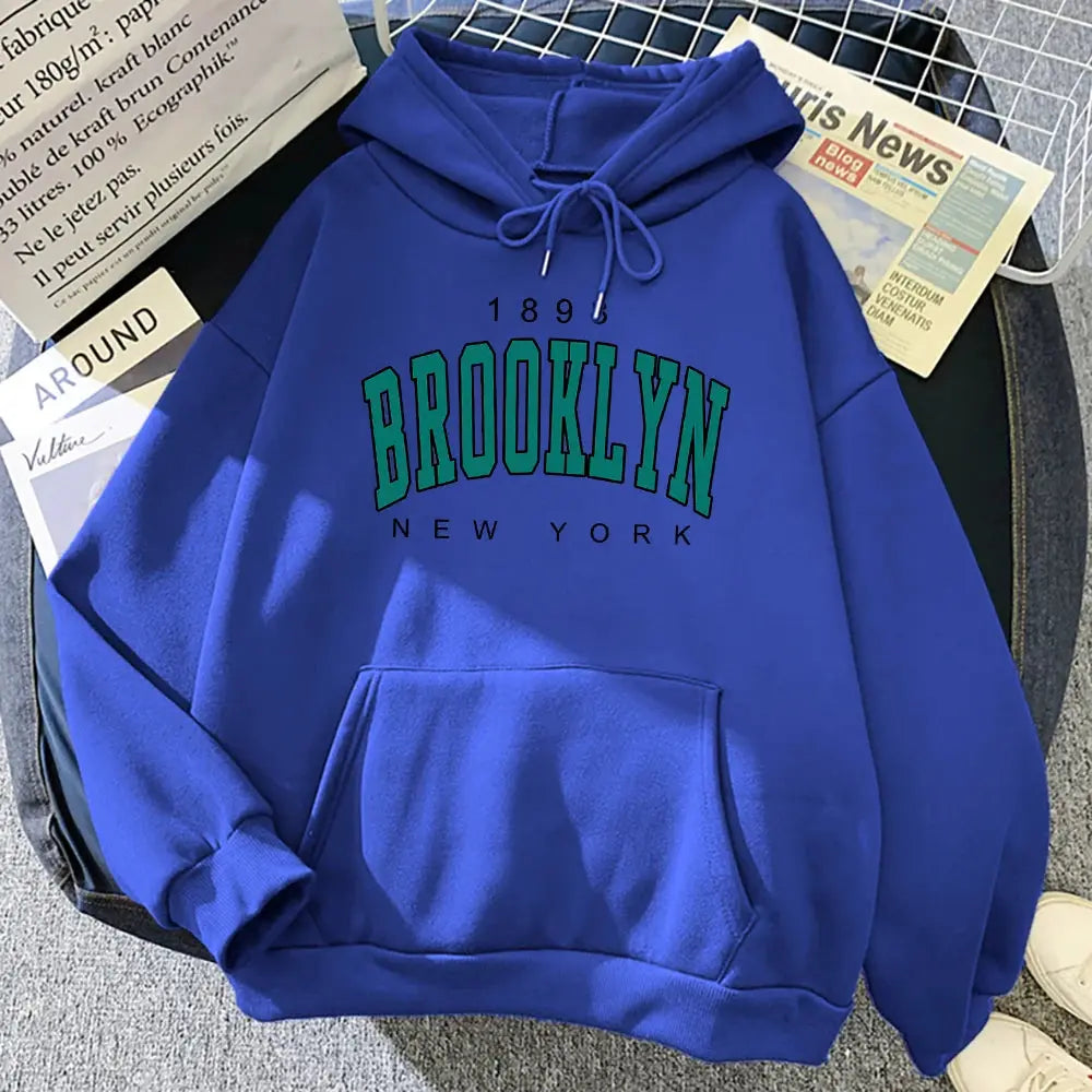 1898 Brooklyn New York Women's Hoodie – Stylish, Cozy & Trendy Culture Code Streetwear