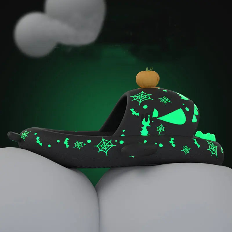 Halloween And Christmas Shoes Ins Luminous Shark Slippers Couple Men Women House Shoes Non-slip Bathroom Slippers Home Culture Code Streetwear